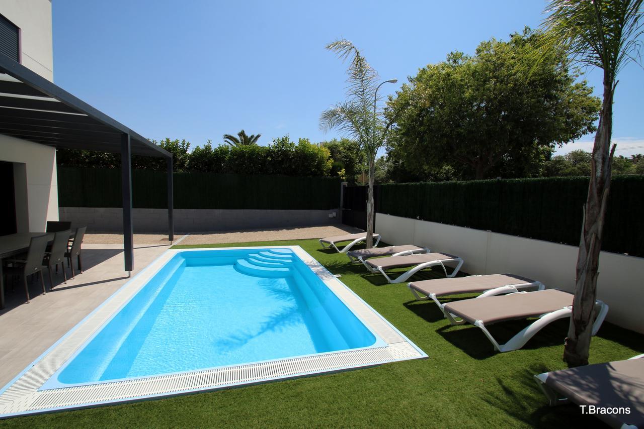 Villa Milos Cambrils Εξωτερικό φωτογραφία
