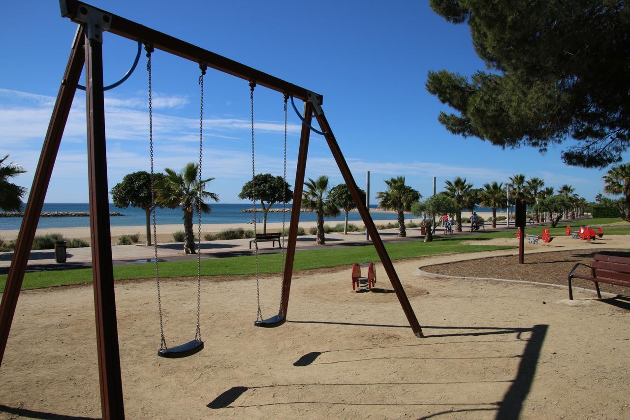Villa Milos Cambrils Εξωτερικό φωτογραφία